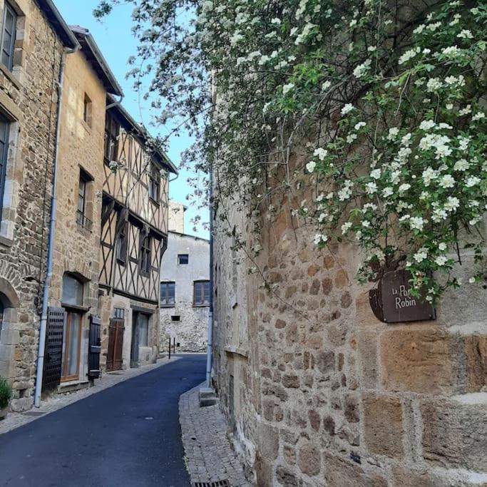 Maison De Ville Vic-le-Comte Exterior foto